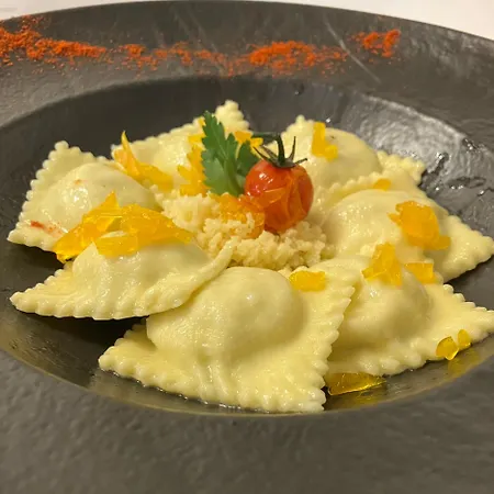 玛洛依亚酒店 3*