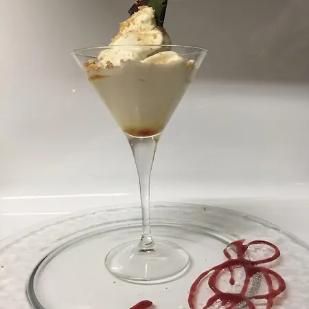 玛洛依亚酒店 酒店